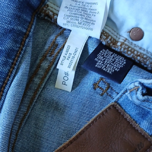 Madewell Blue Skinny Jeans with Raw Hem - Picture 9 of 9
